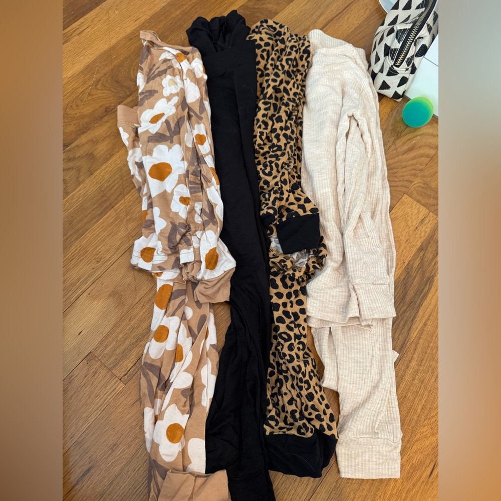 LITTLE SLEEPIES SET OF 4 PJS